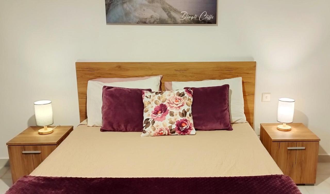 Large And Modern Apartment In The Centre Of Malta موستا المظهر الخارجي الصورة