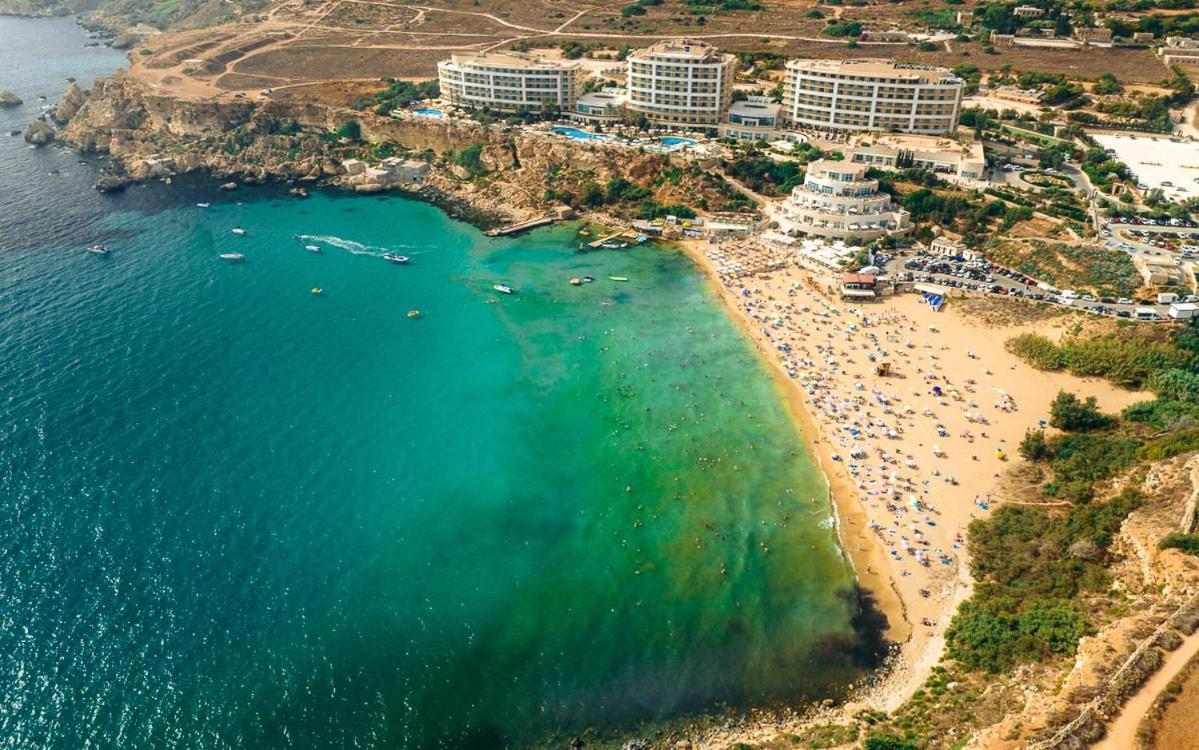 Large And Modern Apartment In The Centre Of Malta موستا المظهر الخارجي الصورة